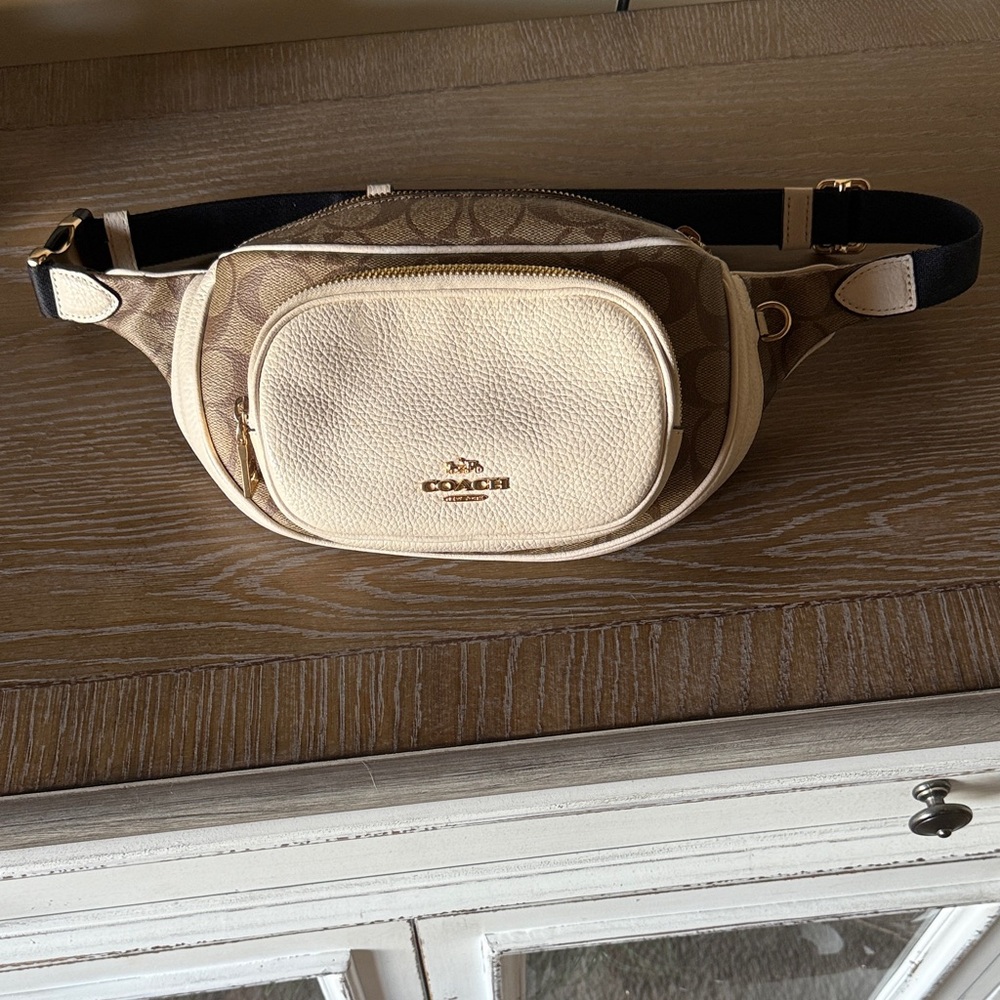 Coach Signature Court Tan and Cream Belt Bag